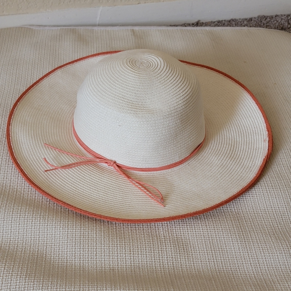 Goorin Bros hat for women size Medium